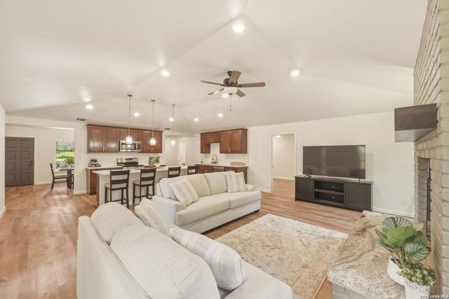 16710 Lilly Crest, San Antonio, TX 78232