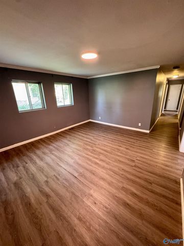 1305 S Madison Street, Athens, AL 35611