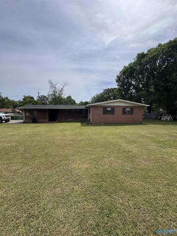 1305 S Madison Street, Athens, AL 35611