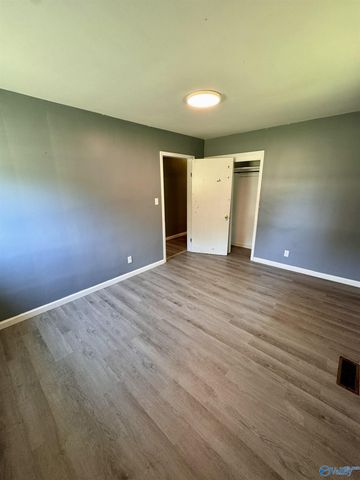 1305 S Madison Street, Athens, AL 35611