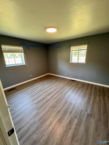 1305 S Madison Street, Athens, AL 35611