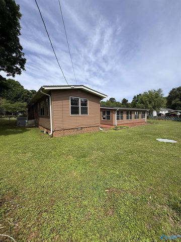 1305 S Madison Street, Athens, AL 35611