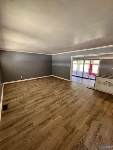 1305 S Madison Street, Athens, AL 35611