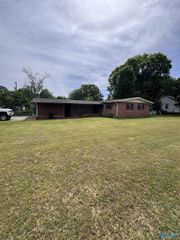 1305 S Madison Street, Athens, AL 35611