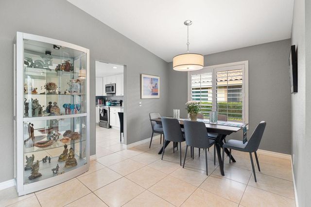 279 Serena Drive, Palm Desert, CA 92260