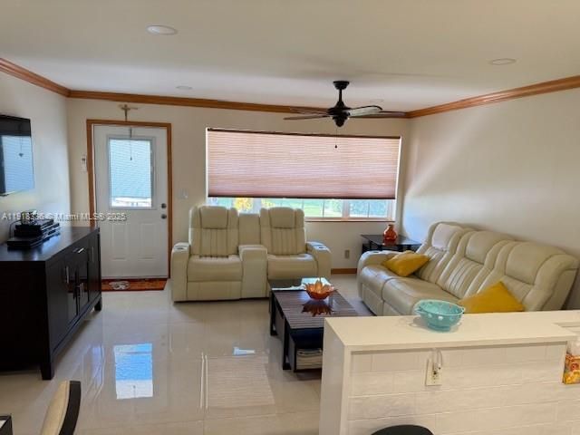 32 Bedford B 32, West Palm Beach, FL 33417