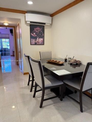 32 Bedford B 32, West Palm Beach, FL 33417