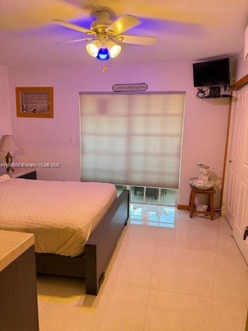 32 Bedford B 32, West Palm Beach, FL 33417