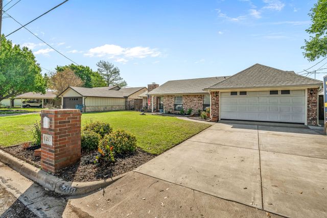 213 Bahama Court, Granbury, TX 76048