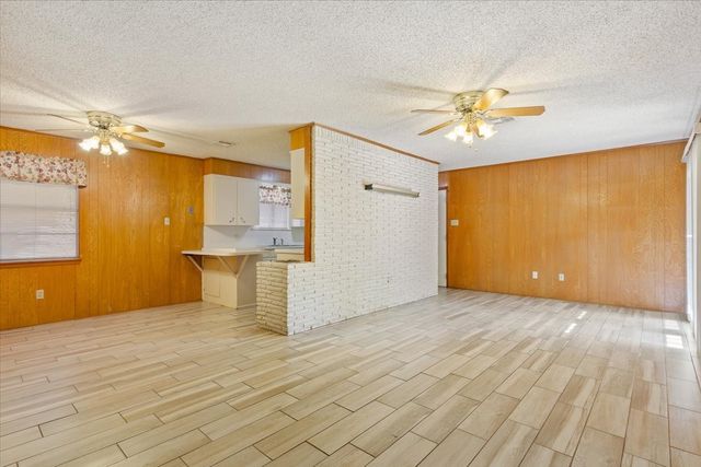 5807 Caldwell Drive, Waco, TX 76710