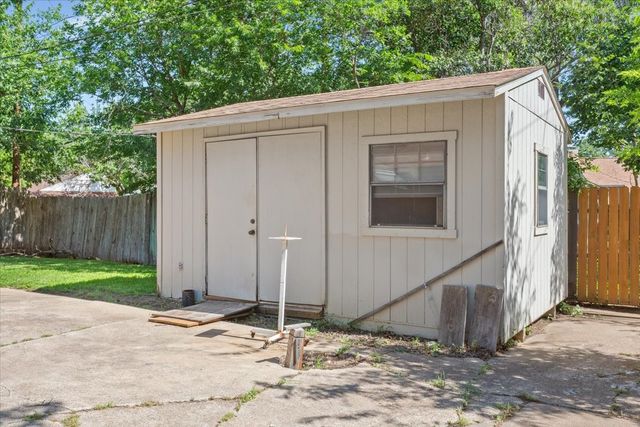 5807 Caldwell Drive, Waco, TX 76710