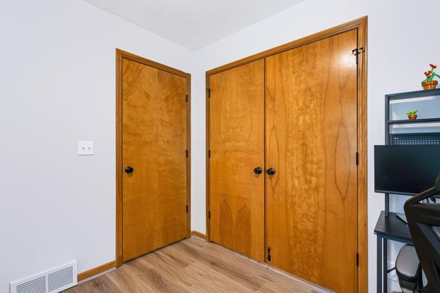 1133 Coventry Circle, Lancaster, OH 43130