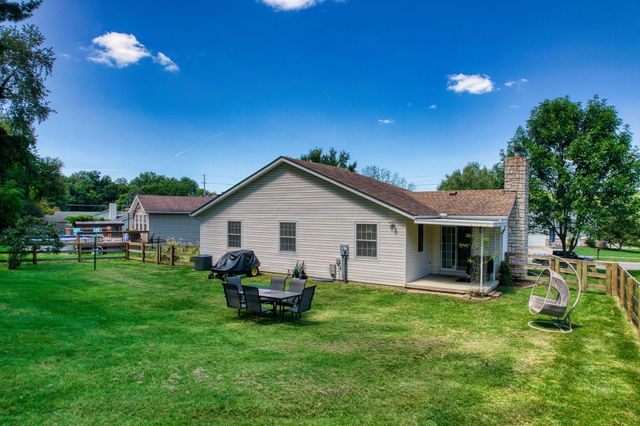 1133 Coventry Circle, Lancaster, OH 43130