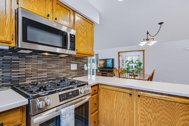 1133 Coventry Circle, Lancaster, OH 43130