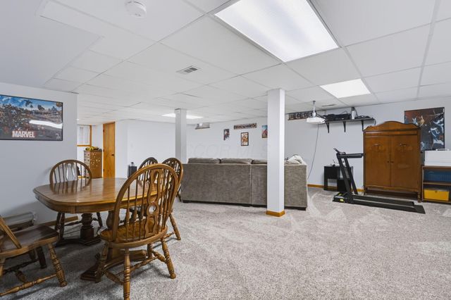 1133 Coventry Circle, Lancaster, OH 43130