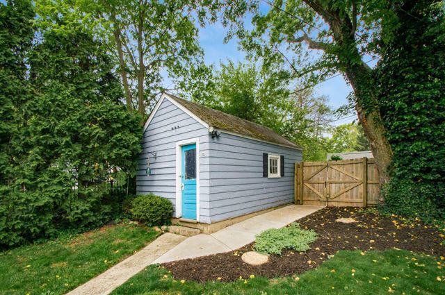 197 W Henderson Road, Columbus, OH 43214