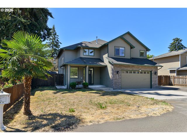 8328 Se CLATSOP St, Happy Valley, OR 97086