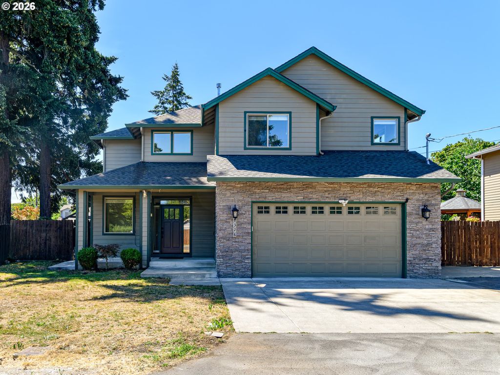8328 Se CLATSOP St, Happy Valley, OR 97086