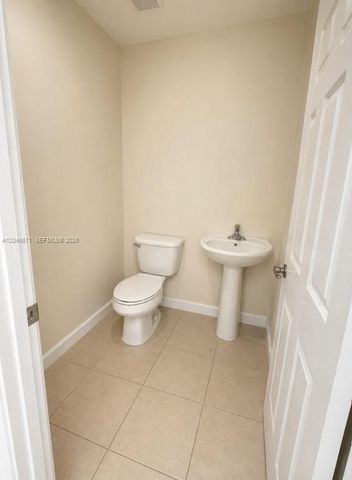8879 SW 227th Ter, Cutler Bay, FL 33190