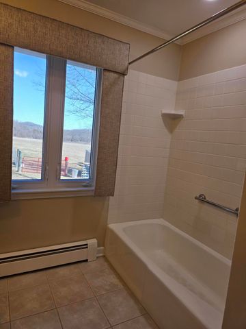 1950 State Highway B, Mansfield, MO 65704