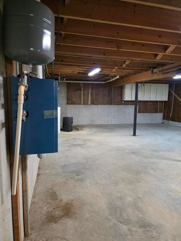 1950 State Highway B, Mansfield, MO 65704