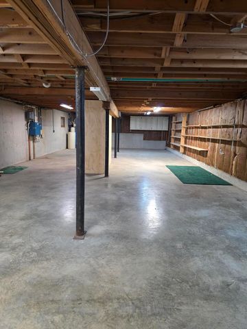 1950 State Highway B, Mansfield, MO 65704