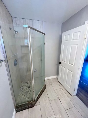 411 S Hewes, Orange, CA 92869