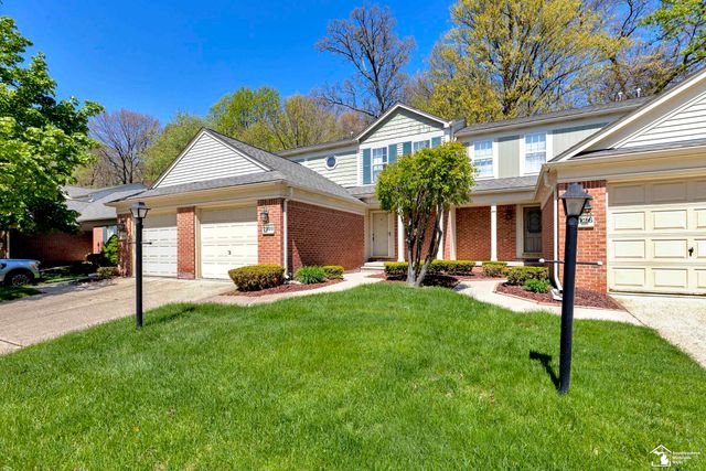 7920 Rivergate Drive, Westland, MI 48185