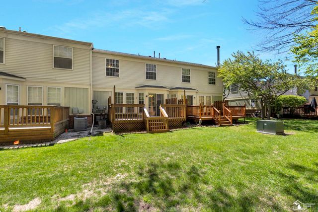 7920 Rivergate Drive, Westland, MI 48185