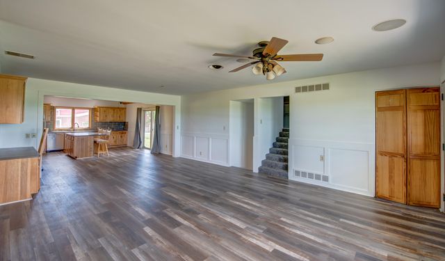 761 S 300 E, La Porte, IN 46350