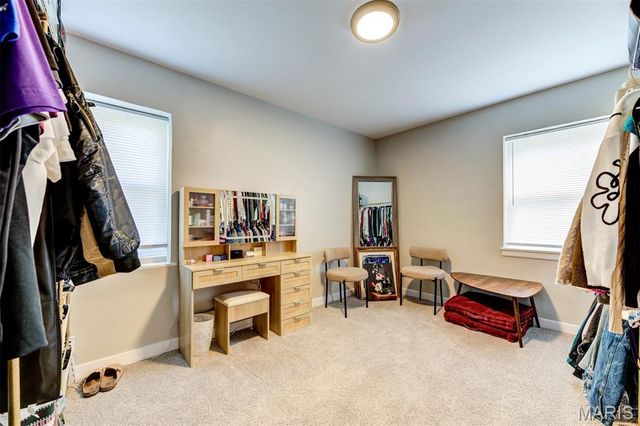 1106 Mona Drive, St Louis, MO 63130