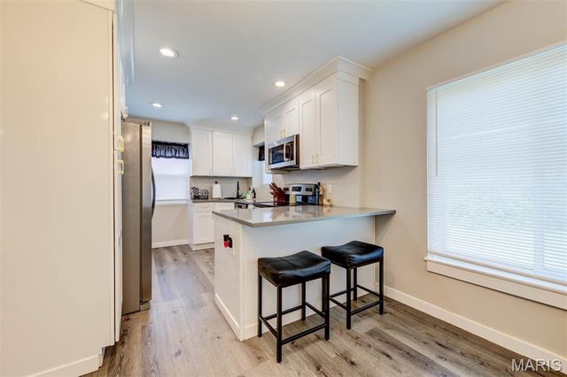 1106 Mona Drive, St Louis, MO 63130