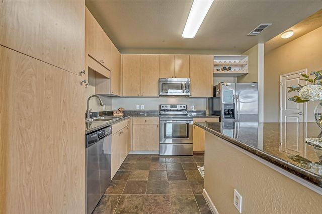 3505 Sage Road 1203, Houston, TX 77056