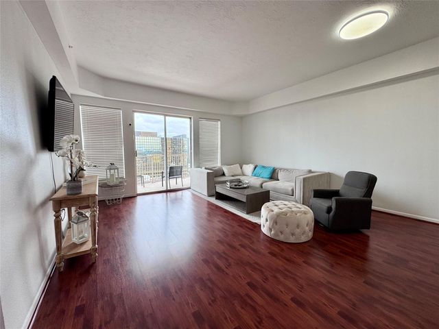 3505 Sage Road 1203, Houston, TX 77056