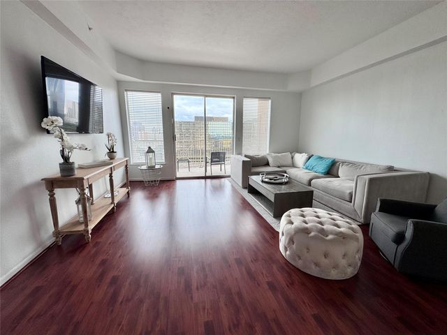 3505 Sage Road 1203, Houston, TX 77056