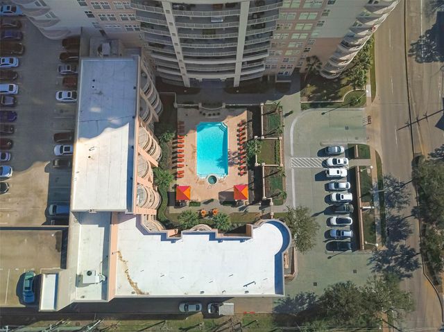 3505 Sage Road 1203, Houston, TX 77056