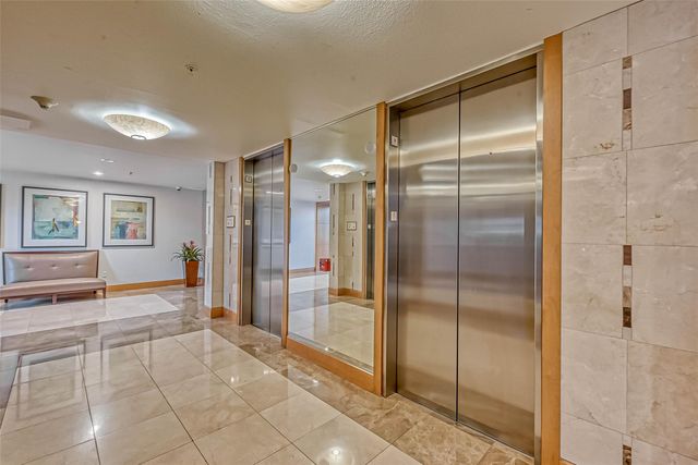 3505 Sage Road 1203, Houston, TX 77056