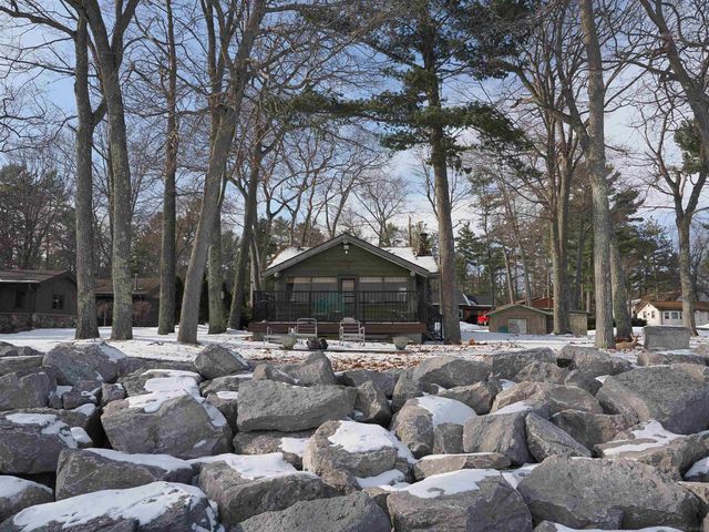 940 Huron Street, East Tawas, MI 48730