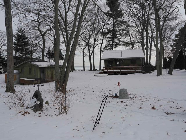 940 Huron Street, East Tawas, MI 48730