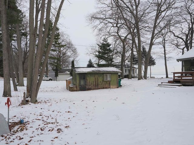 940 Huron Street, East Tawas, MI 48730