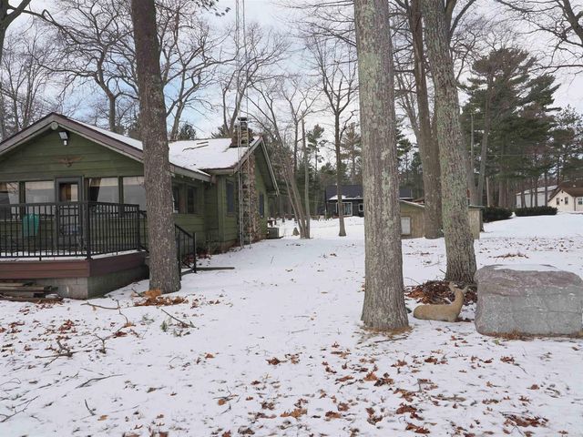 940 Huron Street, East Tawas, MI 48730