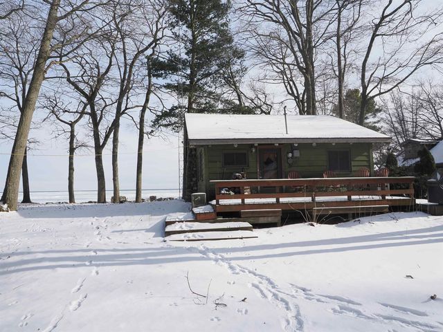 940 Huron Street, East Tawas, MI 48730