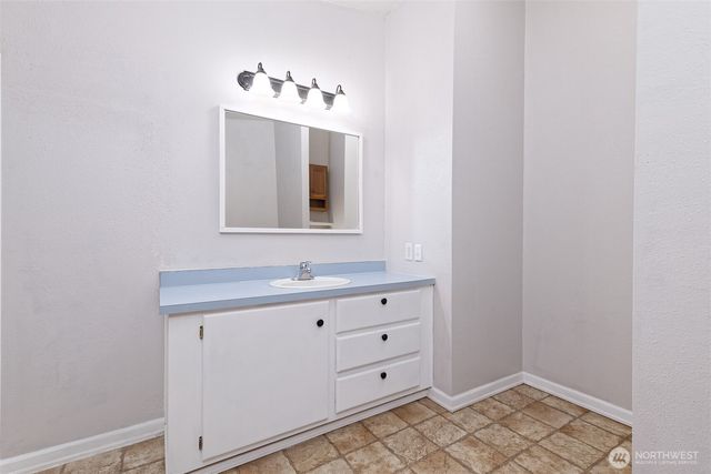 6700 SE Arcadia Road, Shelton, WA 98584