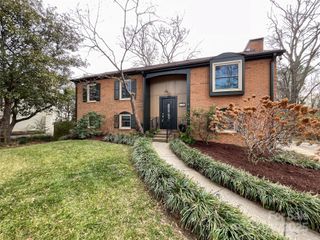 7109 Edgefield Court, Matthews, NC 28104