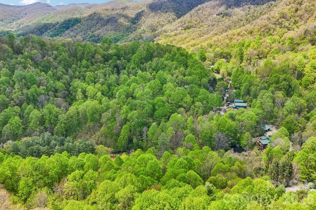 68 Split Rail Drive, Maggie Valley, NC 28751