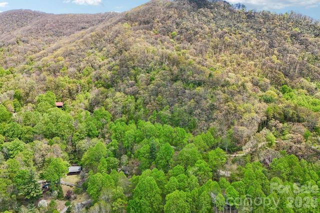 68 Split Rail Drive, Maggie Valley, NC 28751