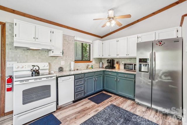 68 Split Rail Drive, Maggie Valley, NC 28751
