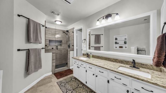 8012 Ravenswood Road, Granbury, TX 76049