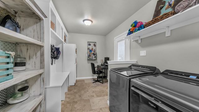 8012 Ravenswood Road, Granbury, TX 76049