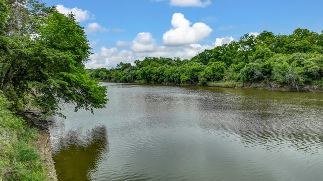 8012 Ravenswood Road, Granbury, TX 76049